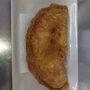 Empanada camarón queso